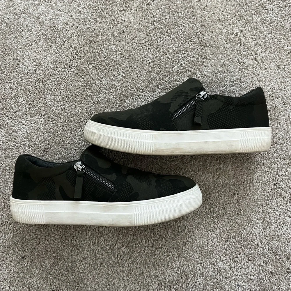 Steve Madden steve madden